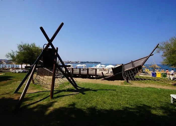 Dom wakacyjny 4928-11 For 4 Pers In *