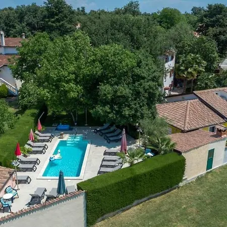 Holiday home 4928-11 For 4 Pers In