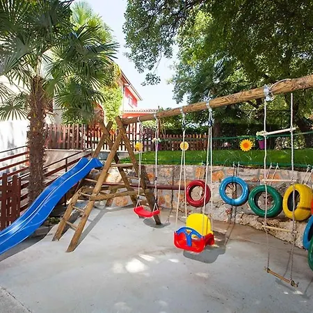 Holiday home 4928-11 For 4 Pers In Porec