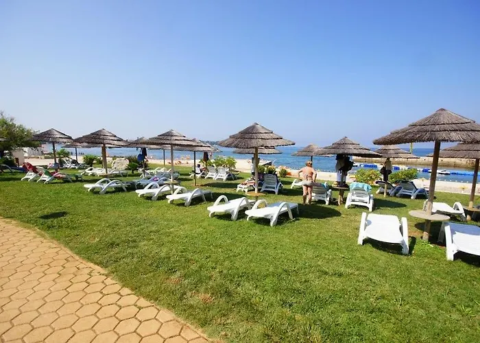 Ferienhaus 4928-11 For 4 Pers In