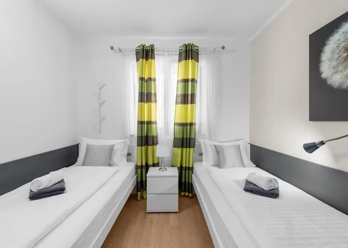 4928-11 For 4 Pers In Ferienhaus Poreč